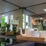 Le Perroquet Qui Bulle - Centre * Reims