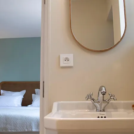 Le Perroquet Qui Bulle - Centre