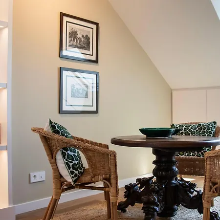 Le Perroquet Qui Bulle - Centre