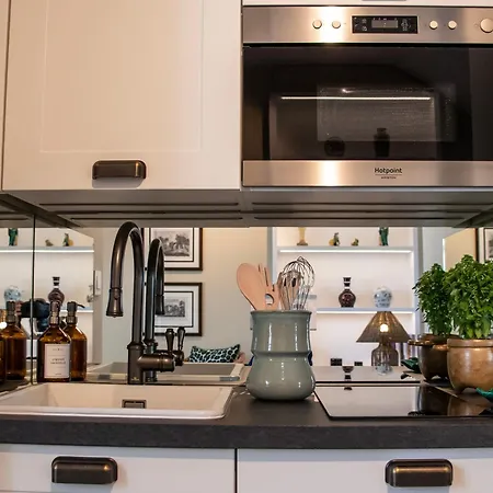 Le Perroquet Qui Bulle - Centre * ריימס