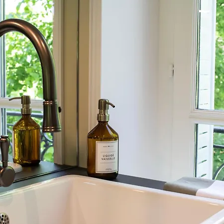 Le Perroquet Qui Bulle - Centre דירה *