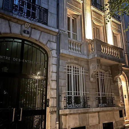 Le Perroquet Qui Bulle - Centre Apartman